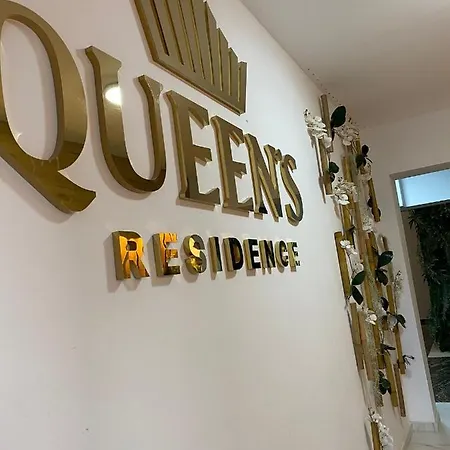 Queen's Deluxe Mamaia Nord * Navodari