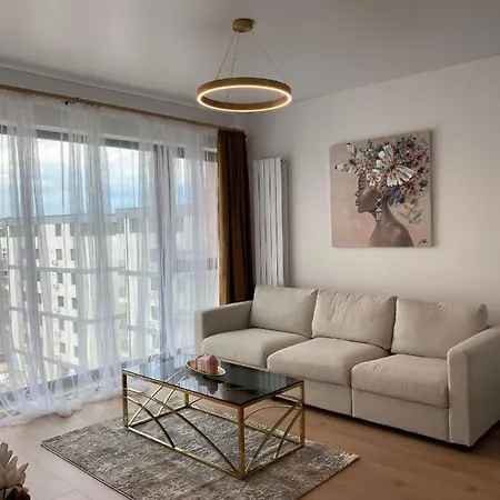 Queen's Deluxe Mamaia Nord