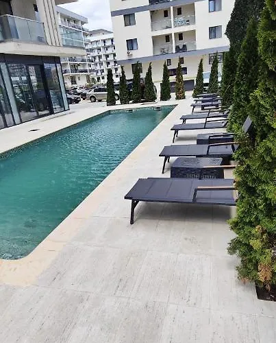 Queen's Deluxe Mamaia Nord * Năvodari