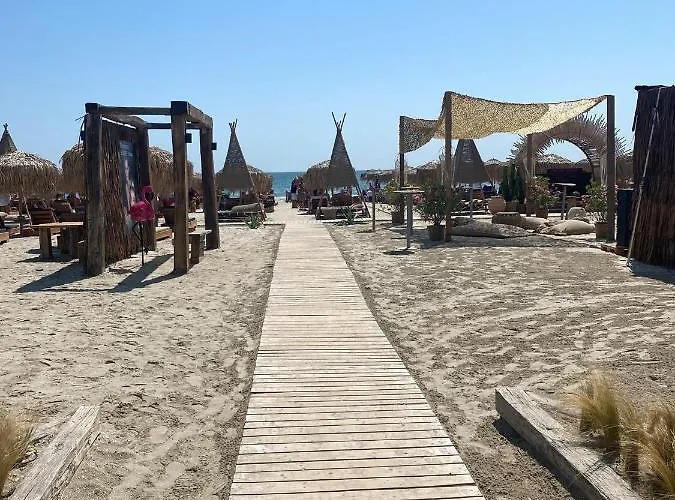 Διαμέρισμα Queen's Deluxe Mamaia Nord